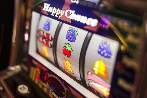 Gem Saviour slot game interface on gempoki platform